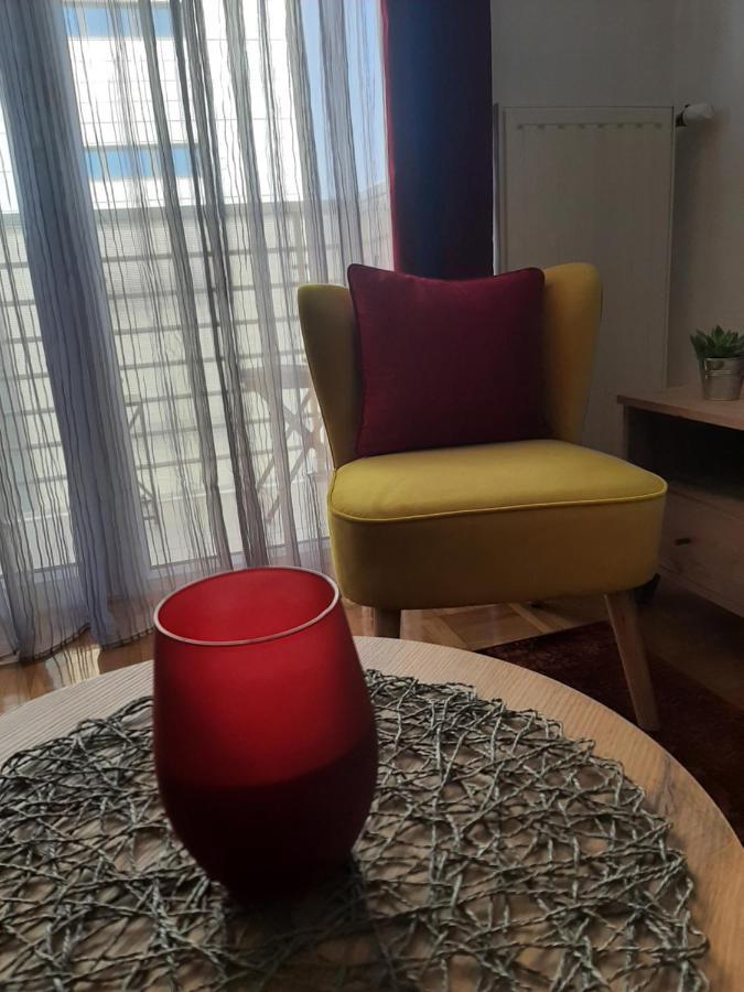 Apartment Relax With Infrared Sunshower วาราชดีน ภายนอก รูปภาพ