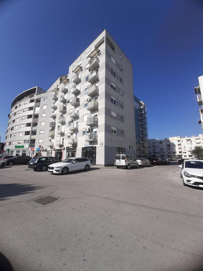 Apartment Relax With Infrared Sunshower วาราชดีน ภายนอก รูปภาพ